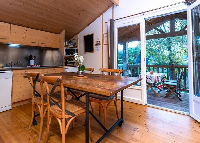 Les Chats Perches 400m G * 라벤느