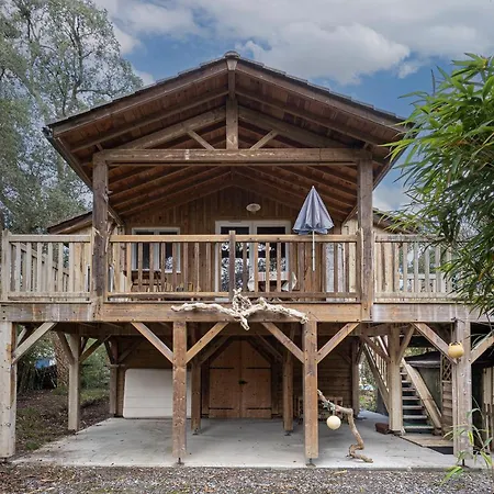 Les Chats Perches 400m G لابينيه